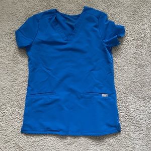 Figs scrub top